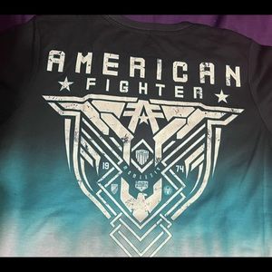 in good conditions ,fits like a small or medium